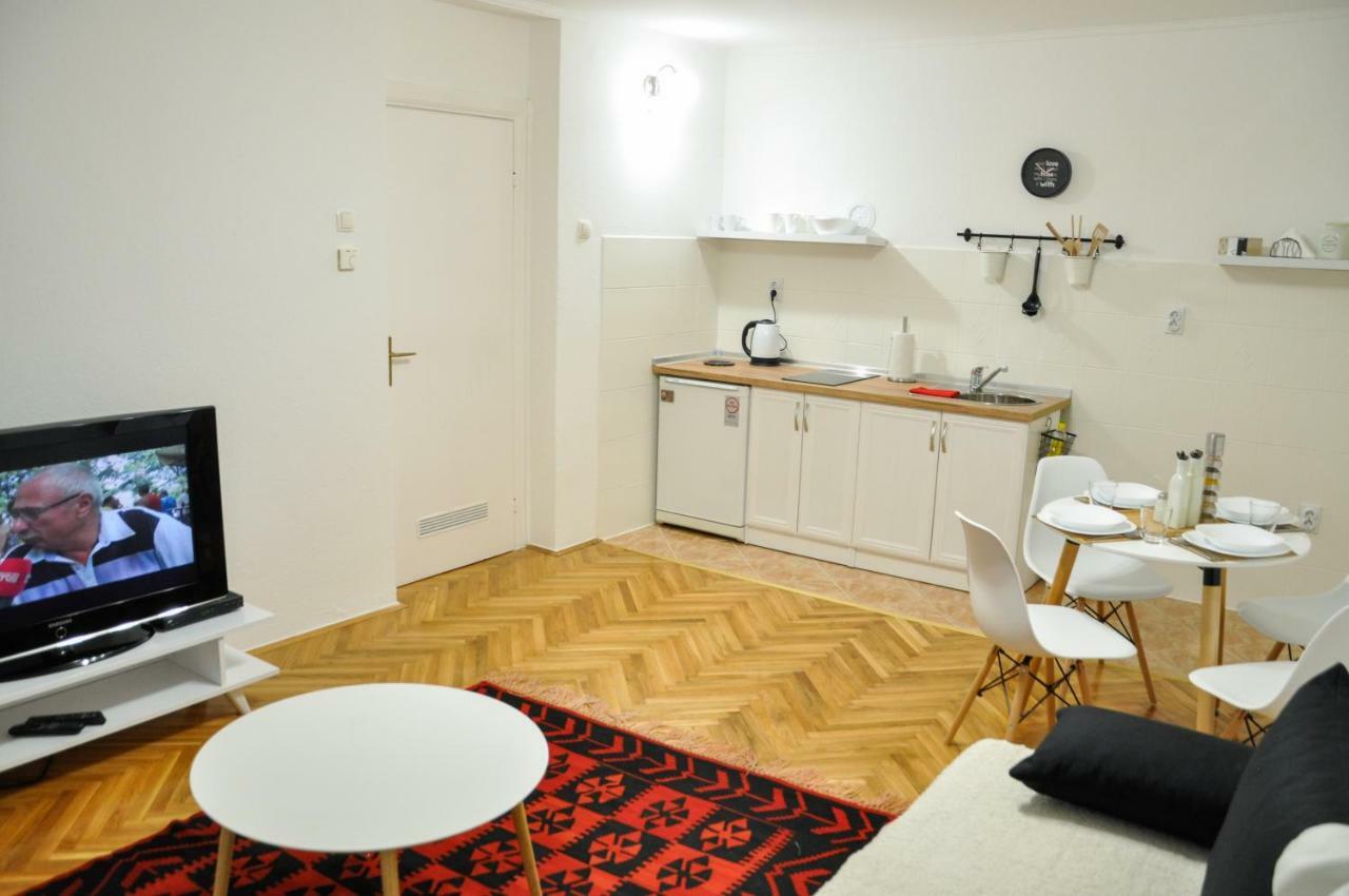 Zvekir - Old Town Apartment SJJ Eksteriør billede